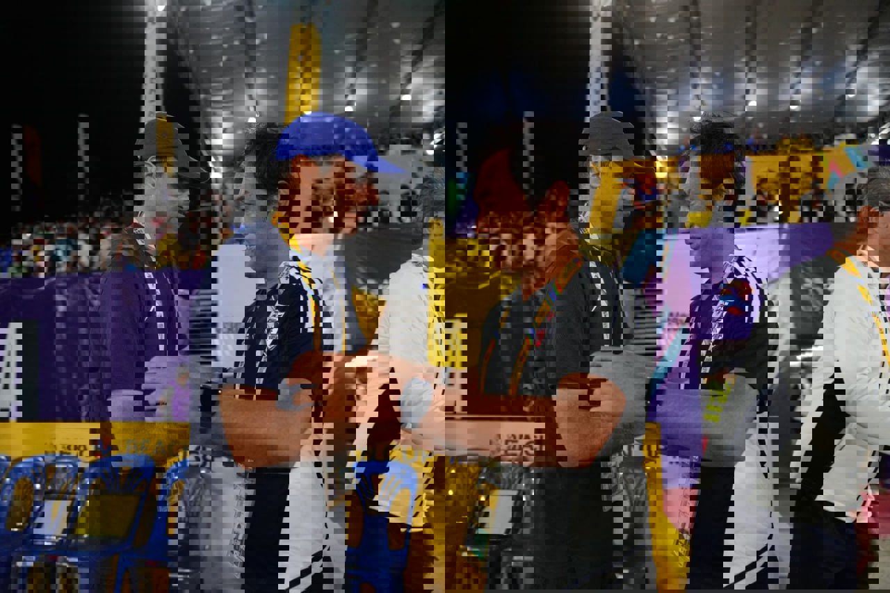 1835765