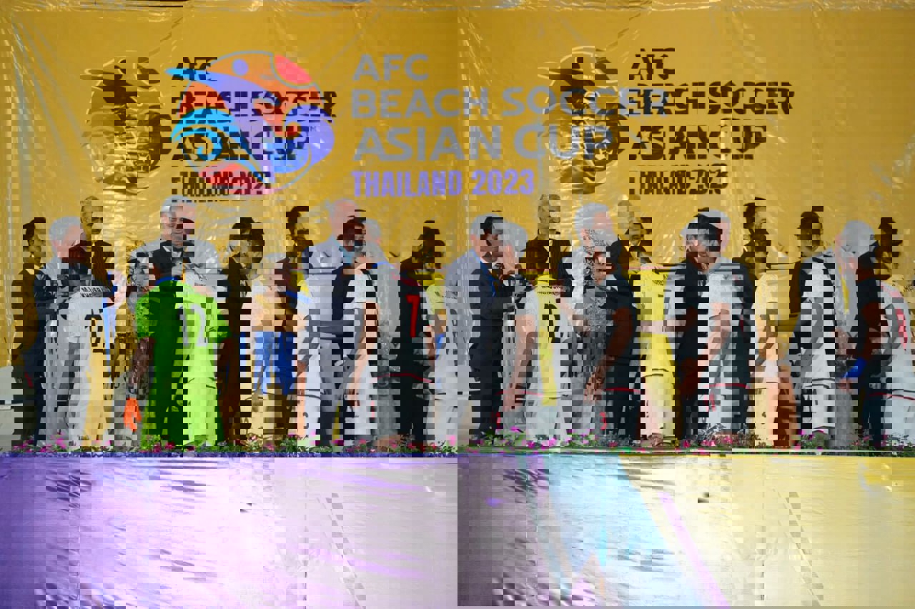 1835866