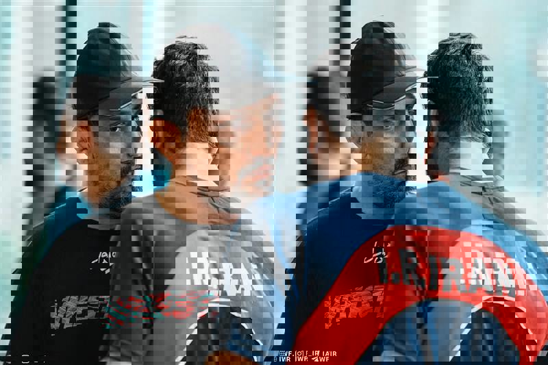 1835987