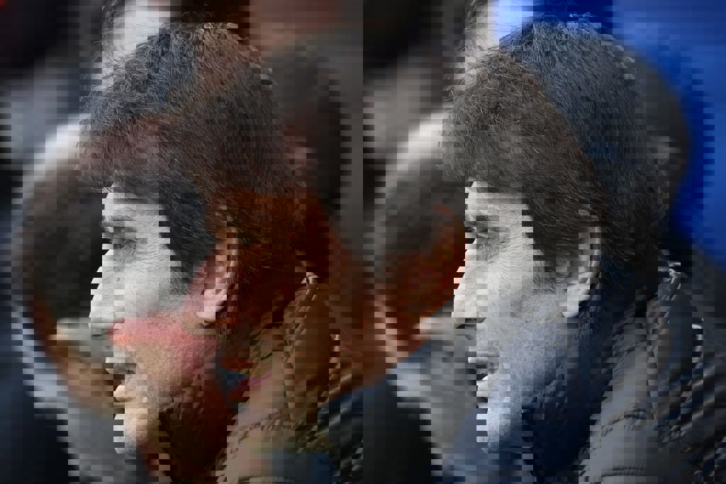1836096