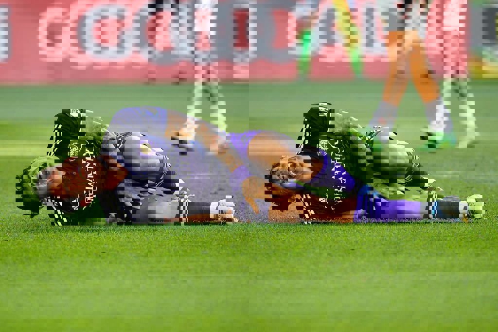 1836076