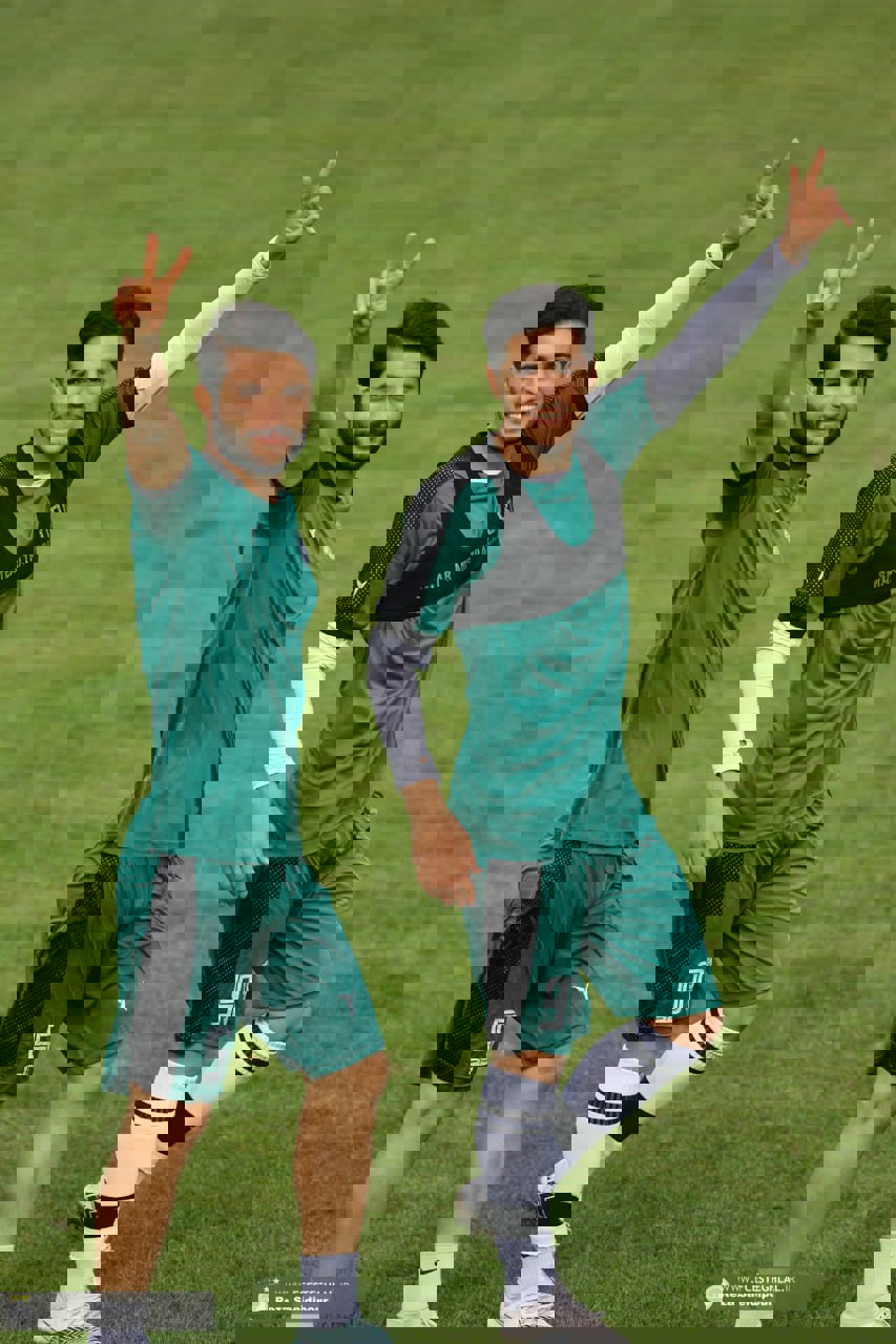 1836527