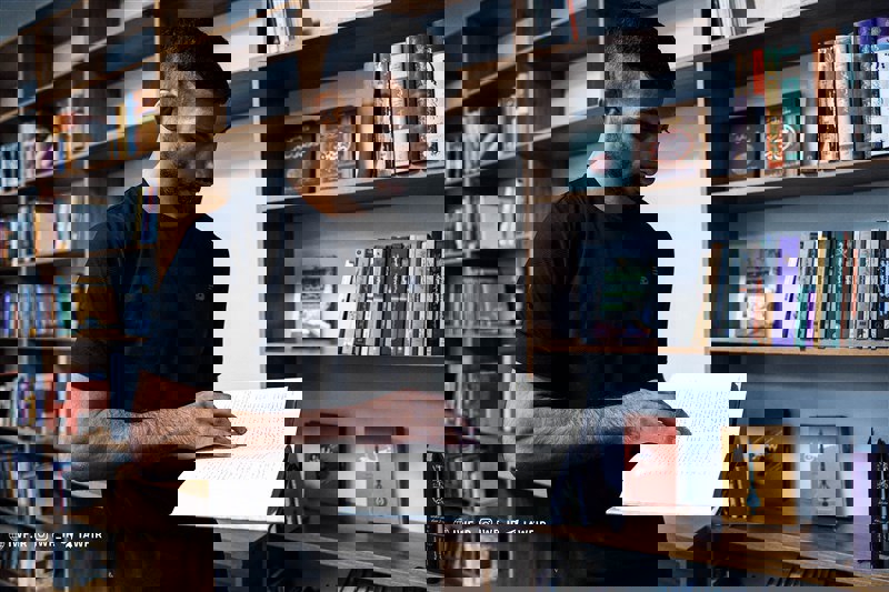 1836651