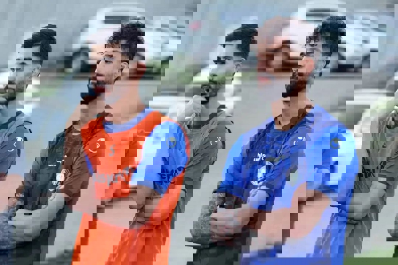 1836786