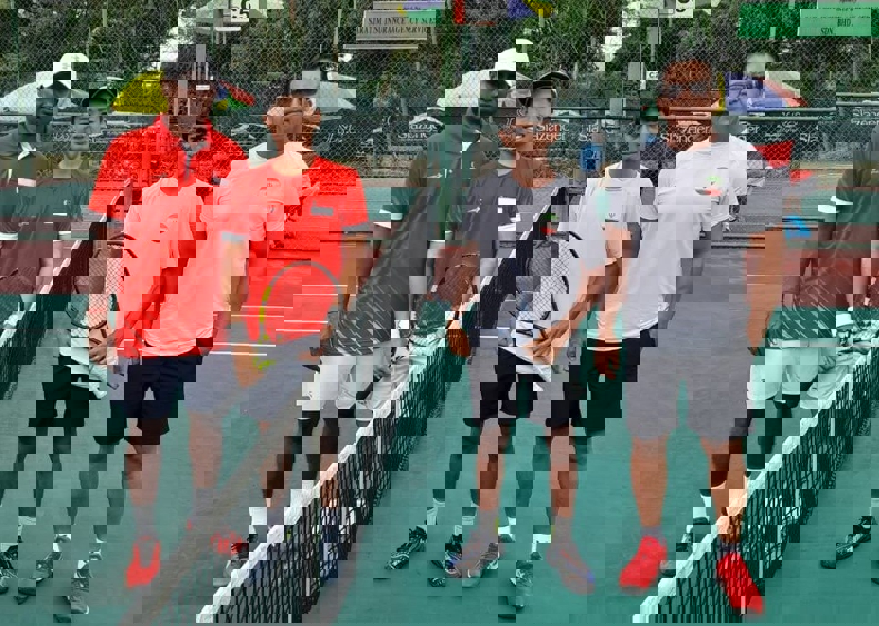 1837236