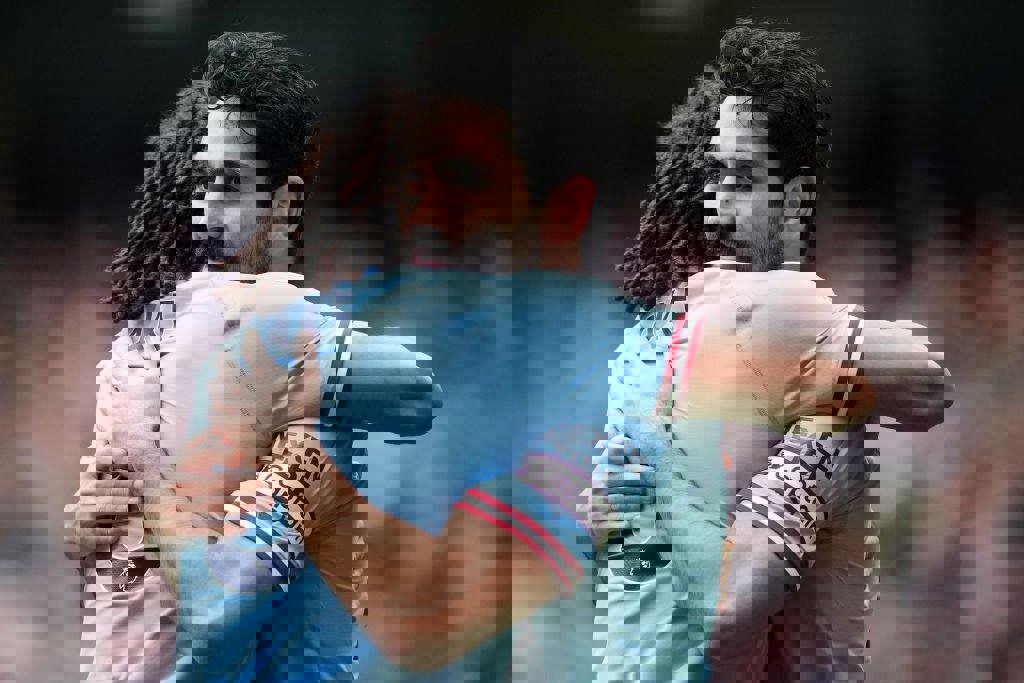 1837632