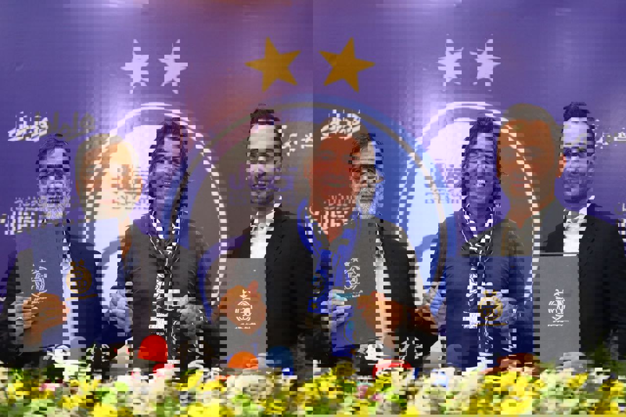 1837555