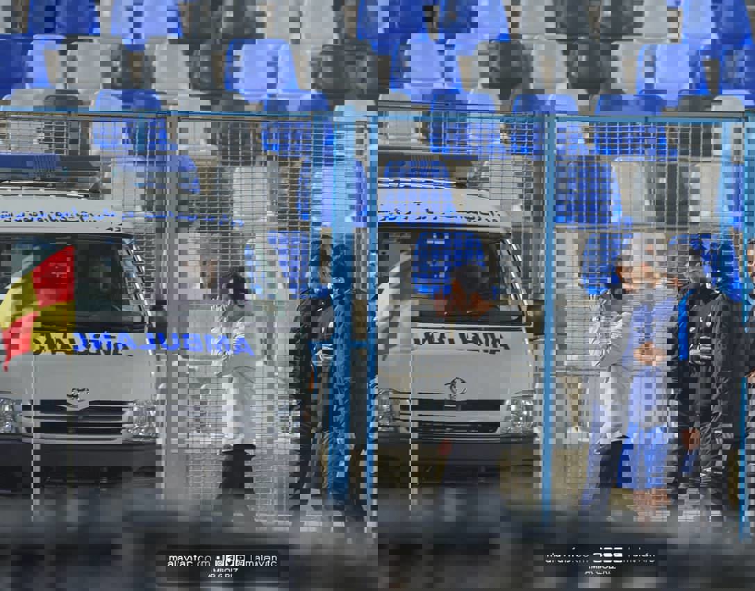1838134