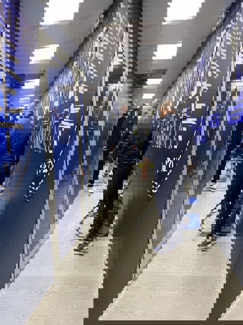 1838363