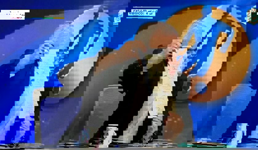 1838403