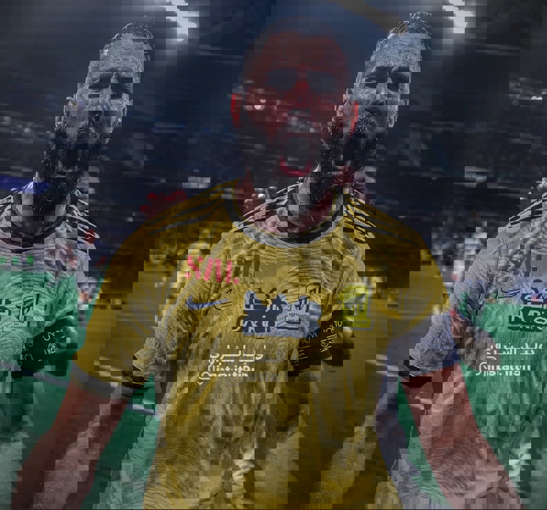 1838353