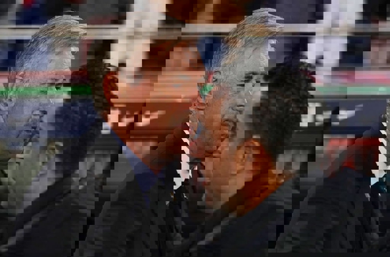 1838936