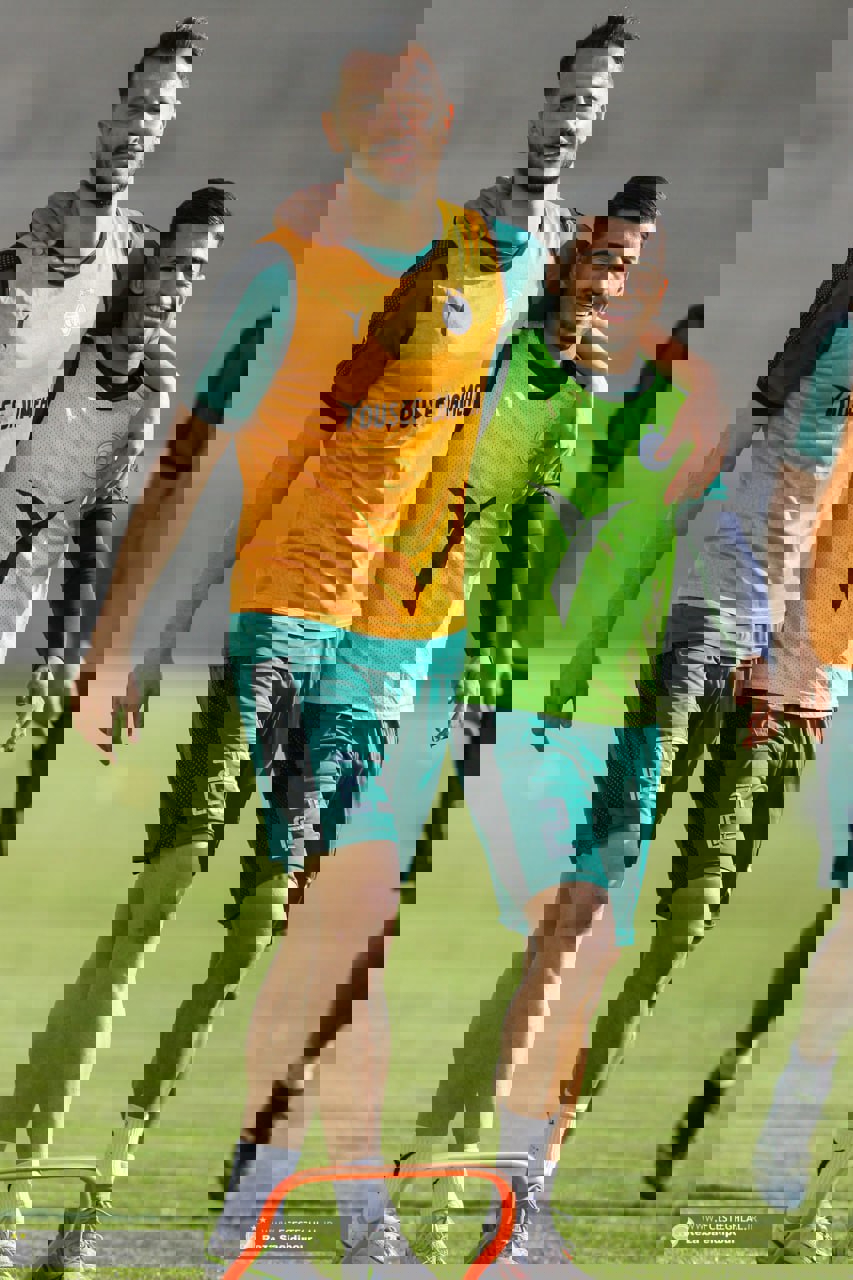 1838772