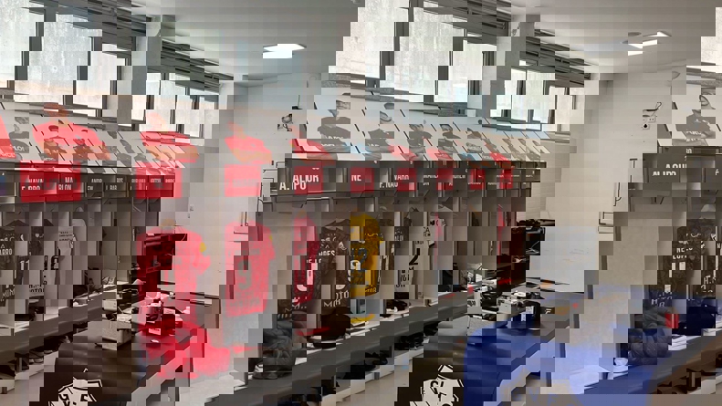 1838851