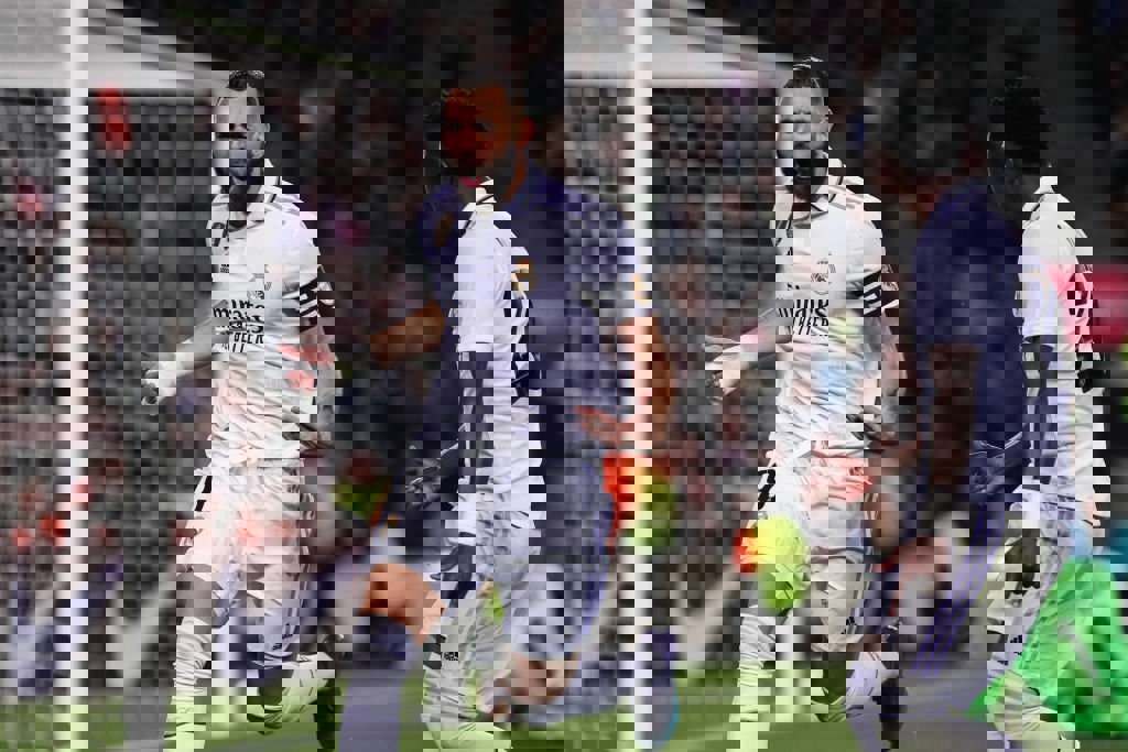 1839012