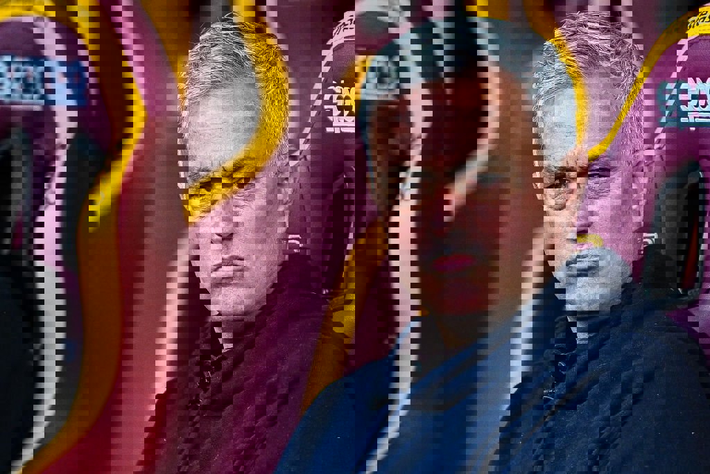 1839436
