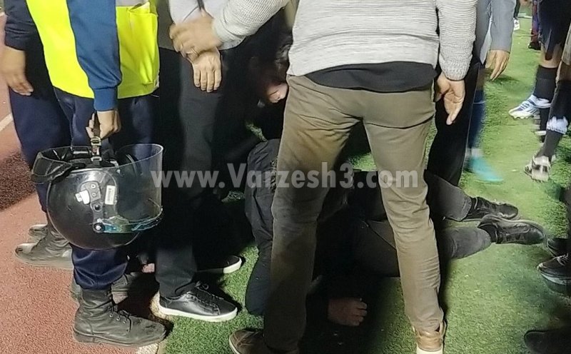 عکس اختصاصی ورزش سه از صحنه جنجالی اراک