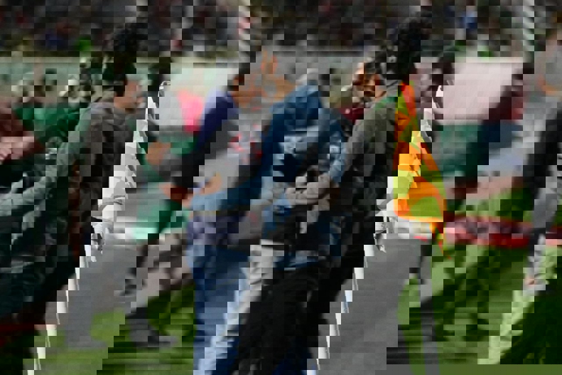 1839882