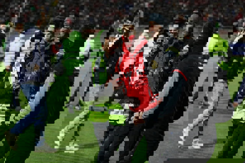 1839883