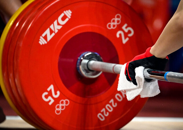 مجوز پاریس در دست IOC/ وزنهبرداران پناهنده المپیکی نمیشوند