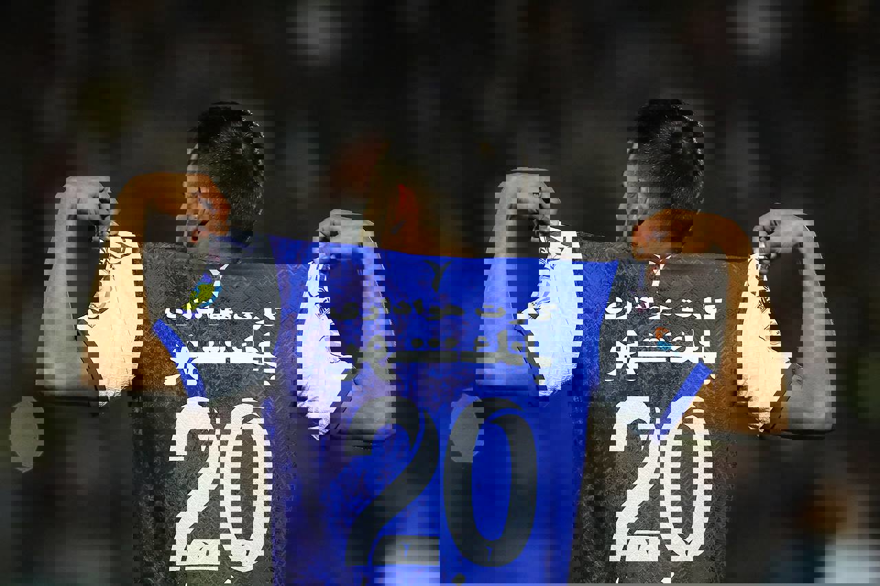 1840037