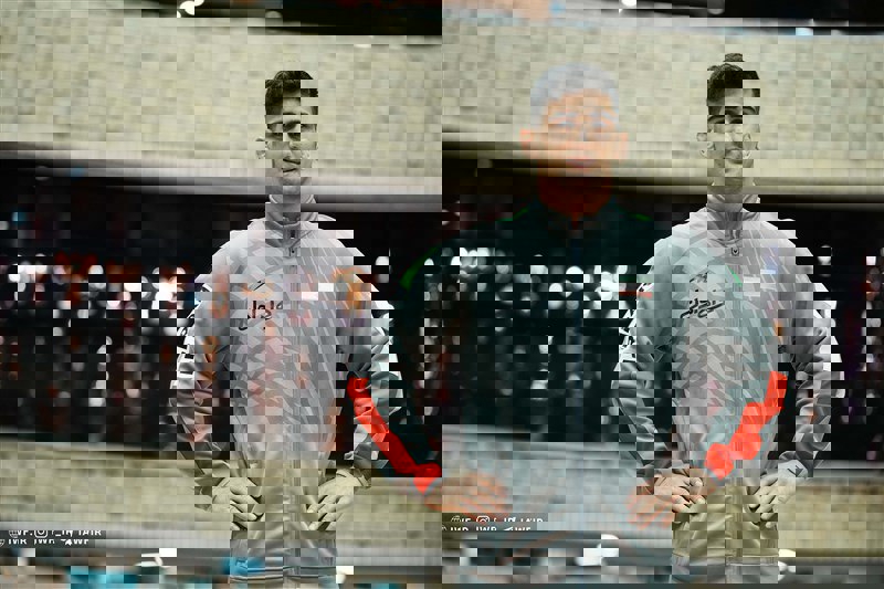 1840376