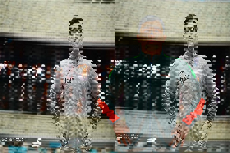 1840375