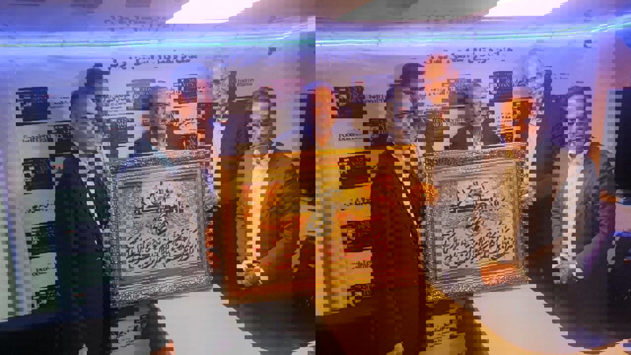 1840505