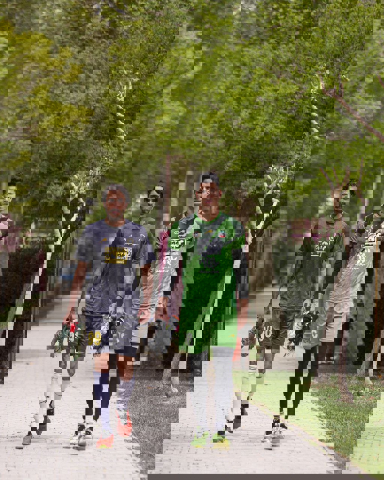 1840569