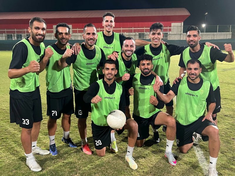 آسمان فولاد دوباره پر ستاره شد