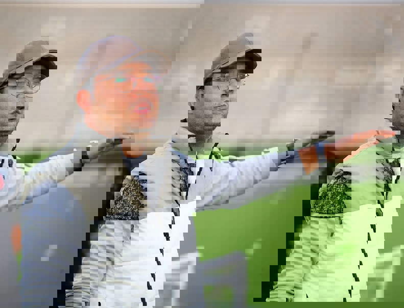 1851435