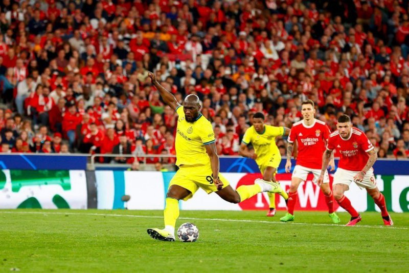 شبی که ایتالیایی‌های نراتزوری درخشیدند؛  / تجربه و خودباوری عامل برتری اینتر در لیسبون 