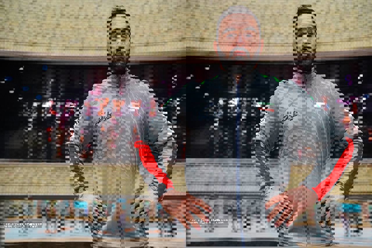 1851673