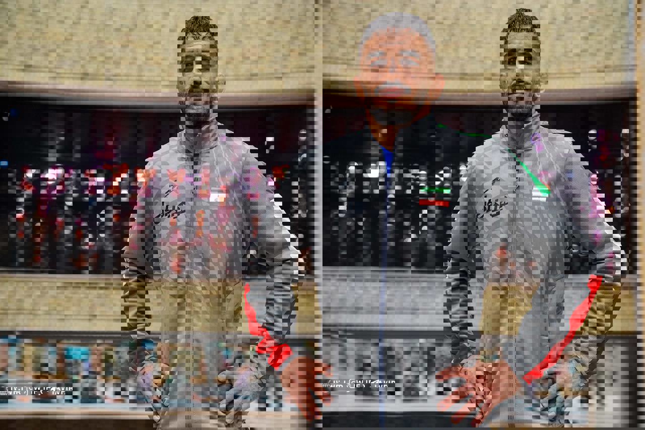 1851669