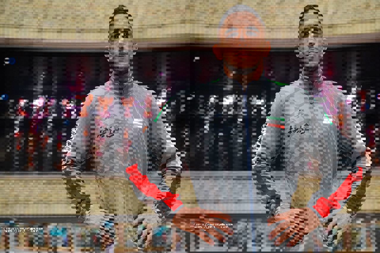 1851670