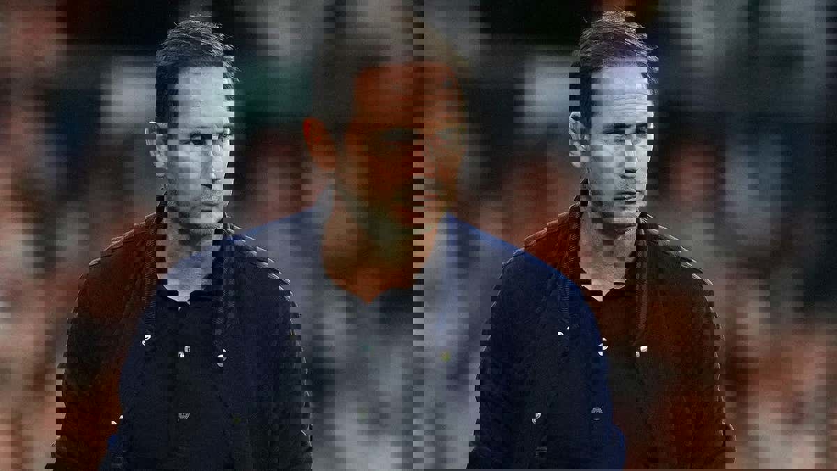 1852198