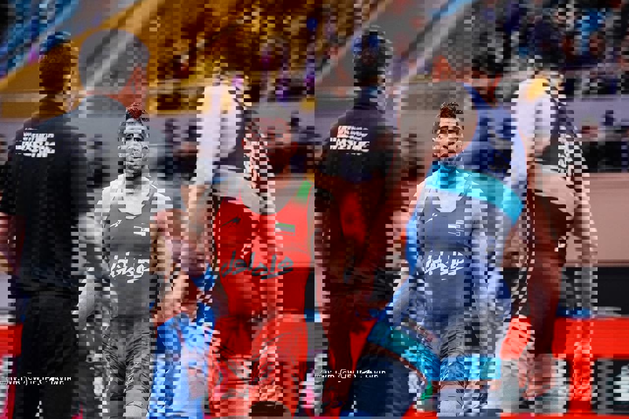1852140