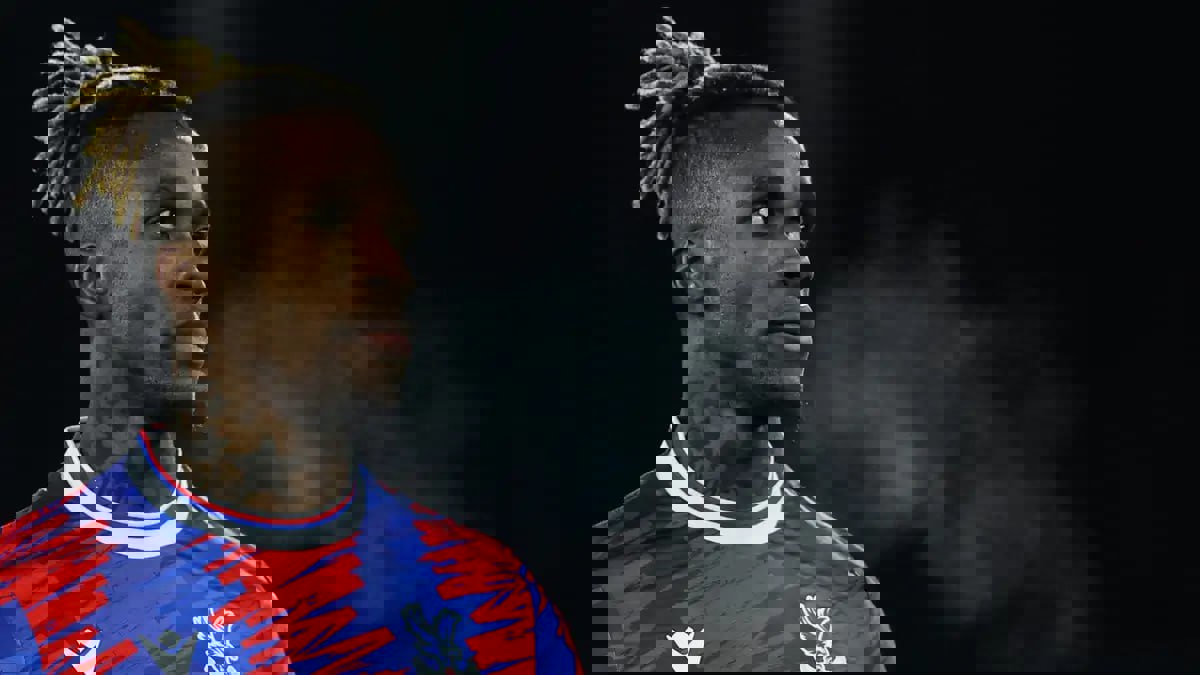 1852317