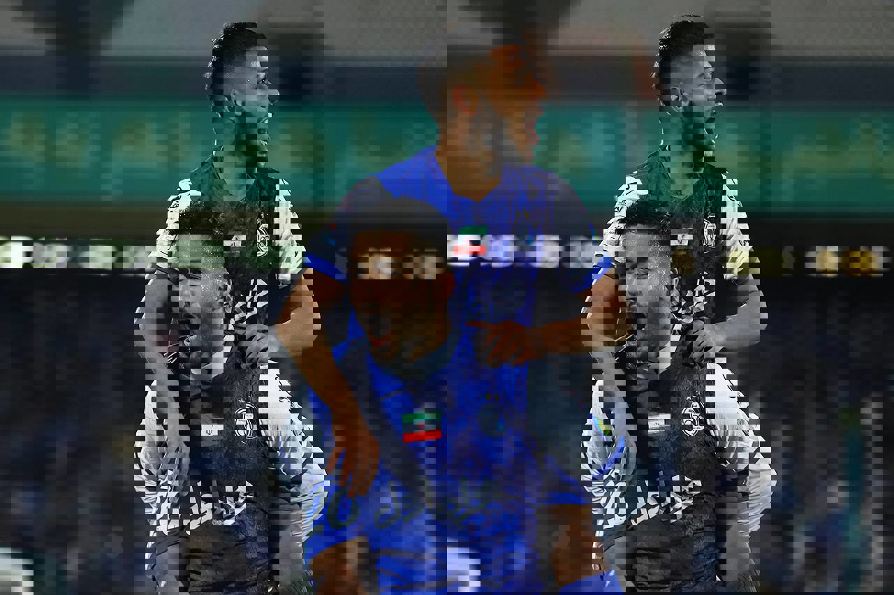 1852749