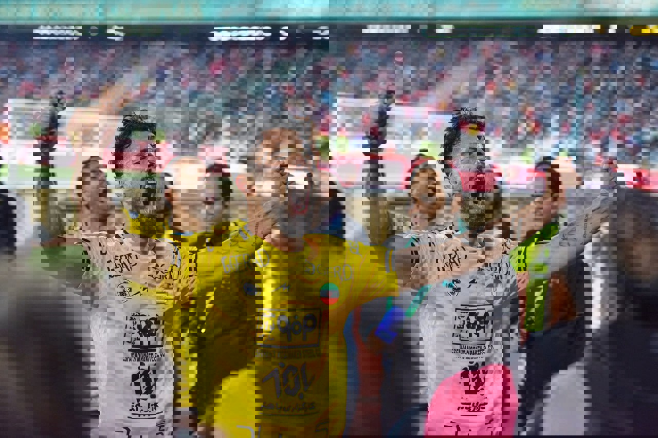 1852756