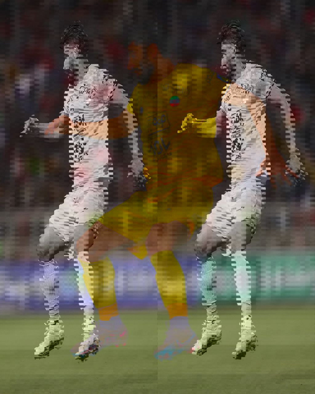 1852326