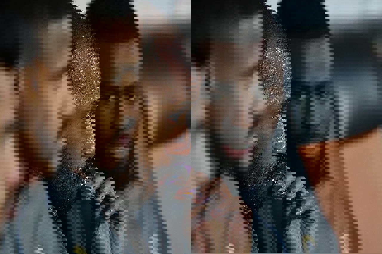1852478