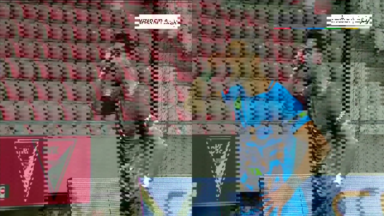 1852560
