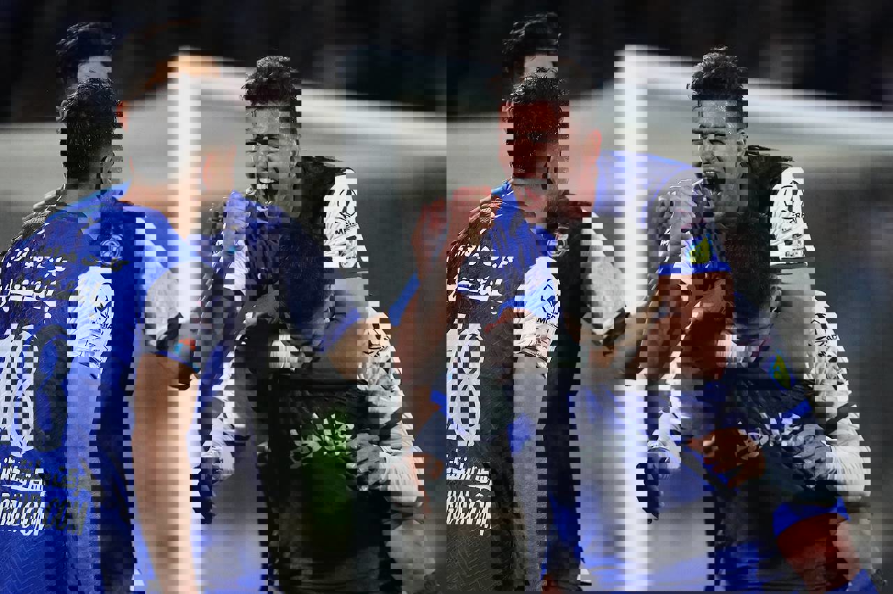 1852845