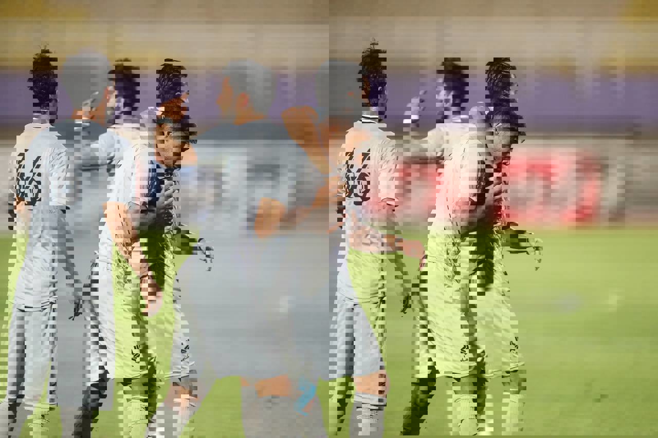 1852923
