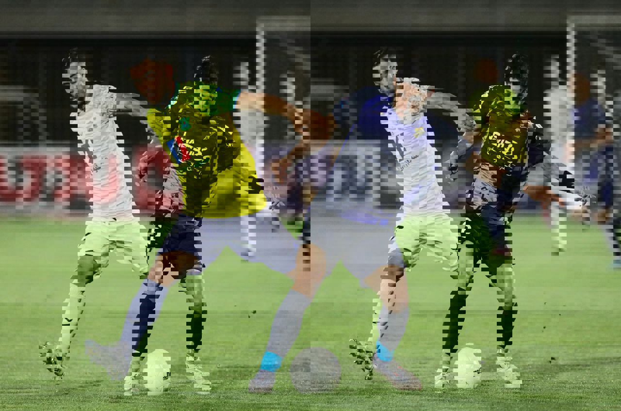 1852879