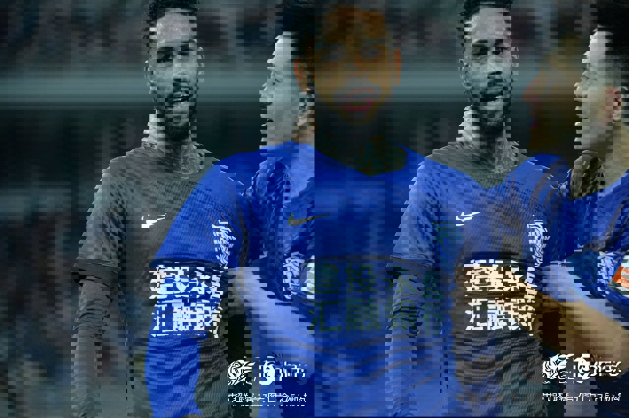1853070
