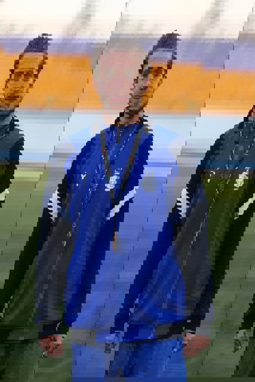 1853546