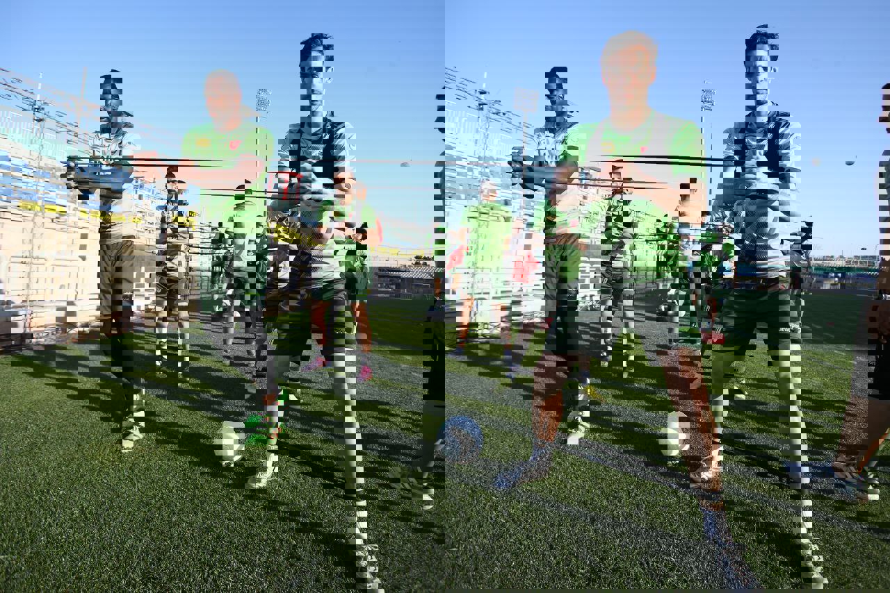 1853901