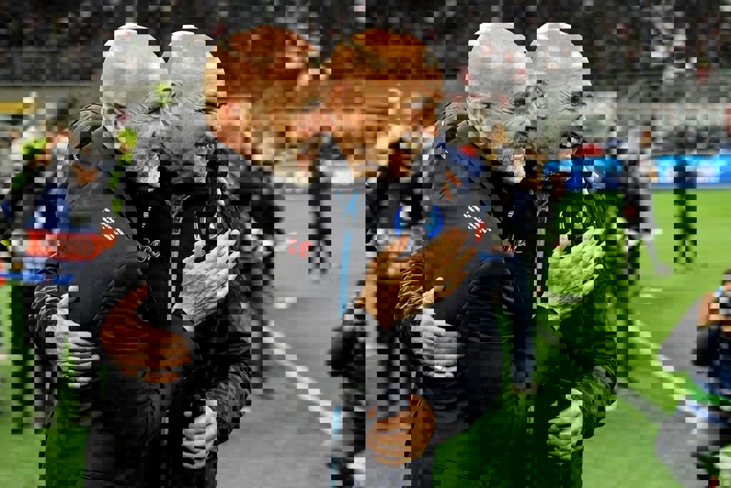 1853616